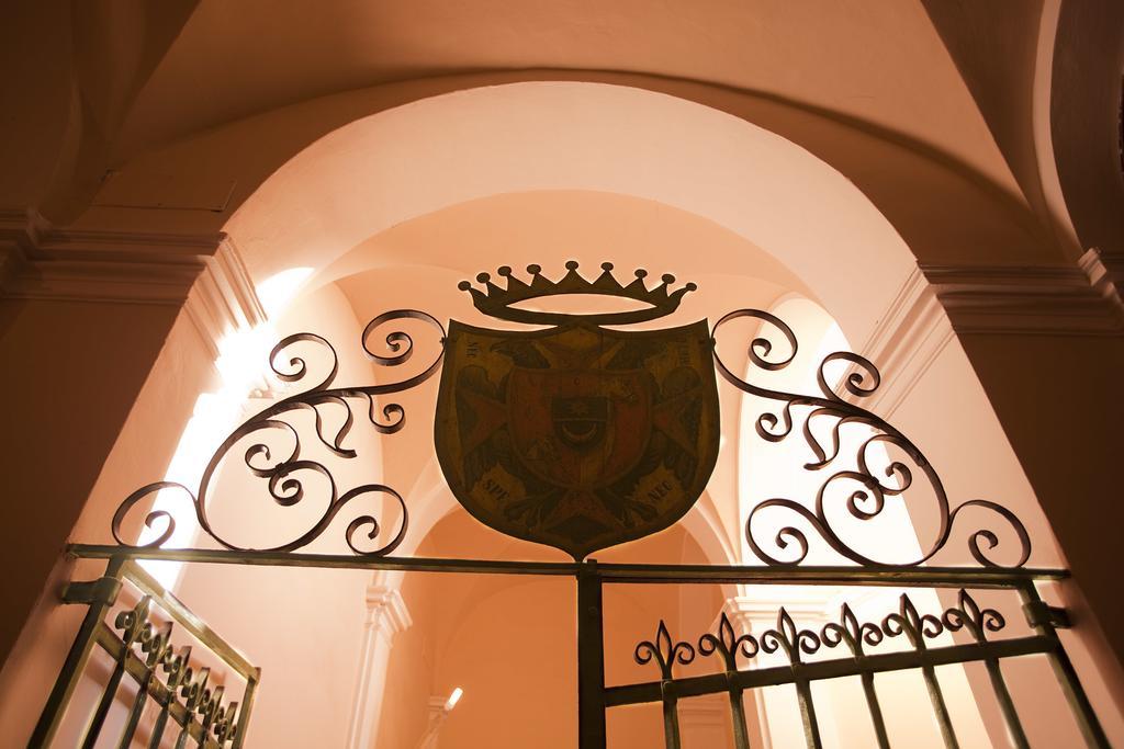Bed and Breakfast Palazzo Carletti Montepulciano Stazione Exterior foto
